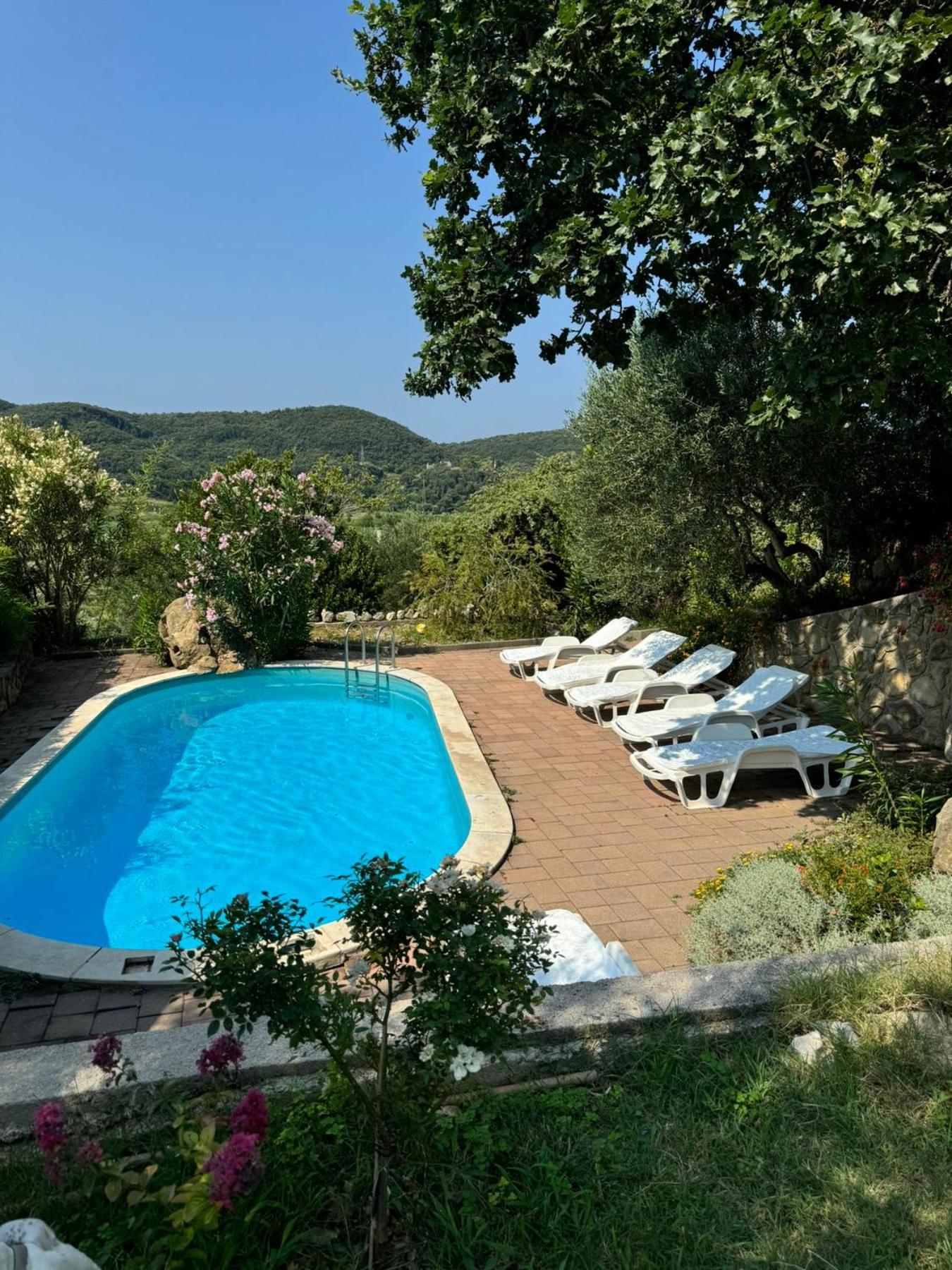 Apartments Dumicic Supetarska Draga Bagian luar foto
