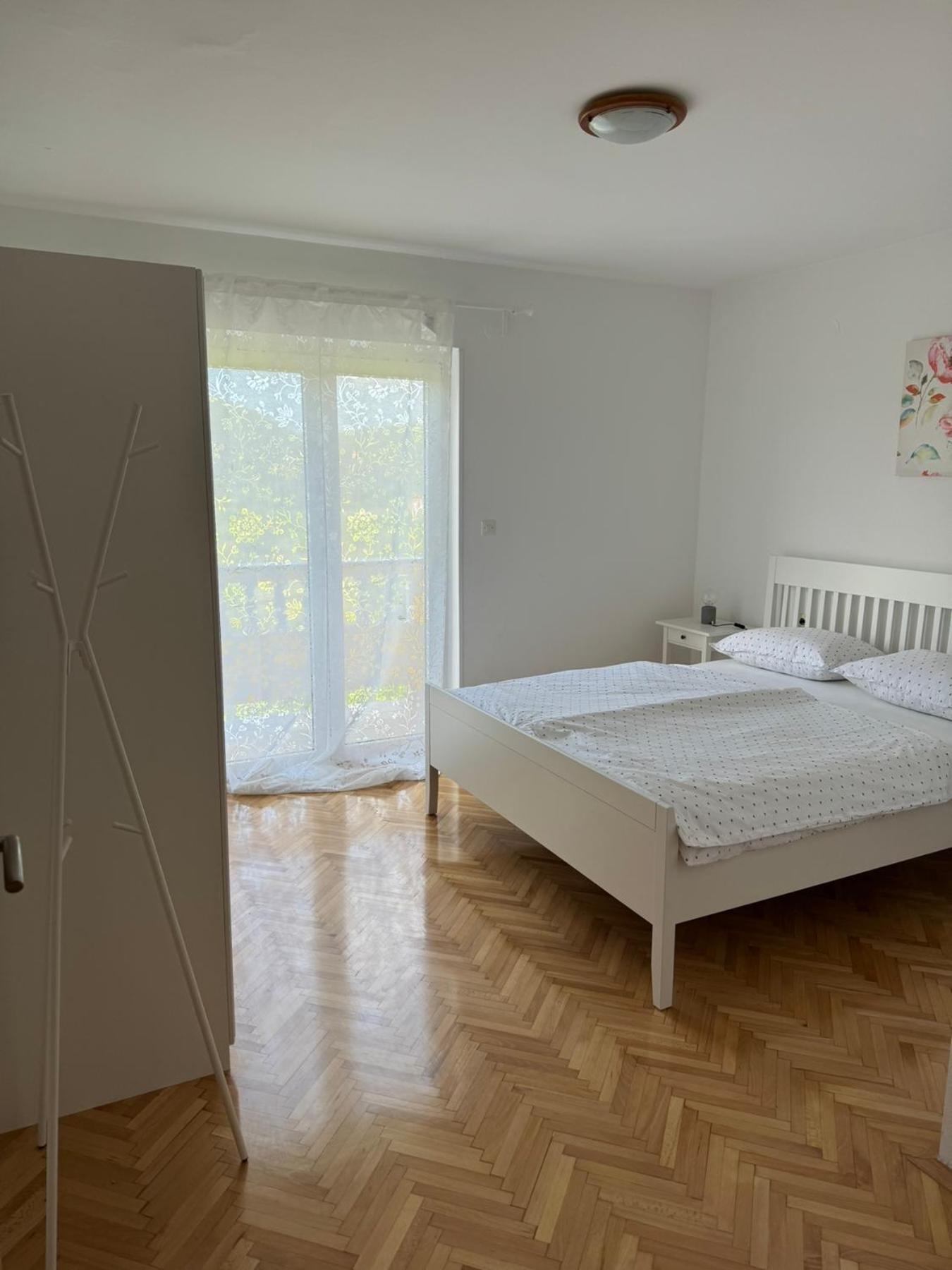 Apartments Dumicic Supetarska Draga Bagian luar foto