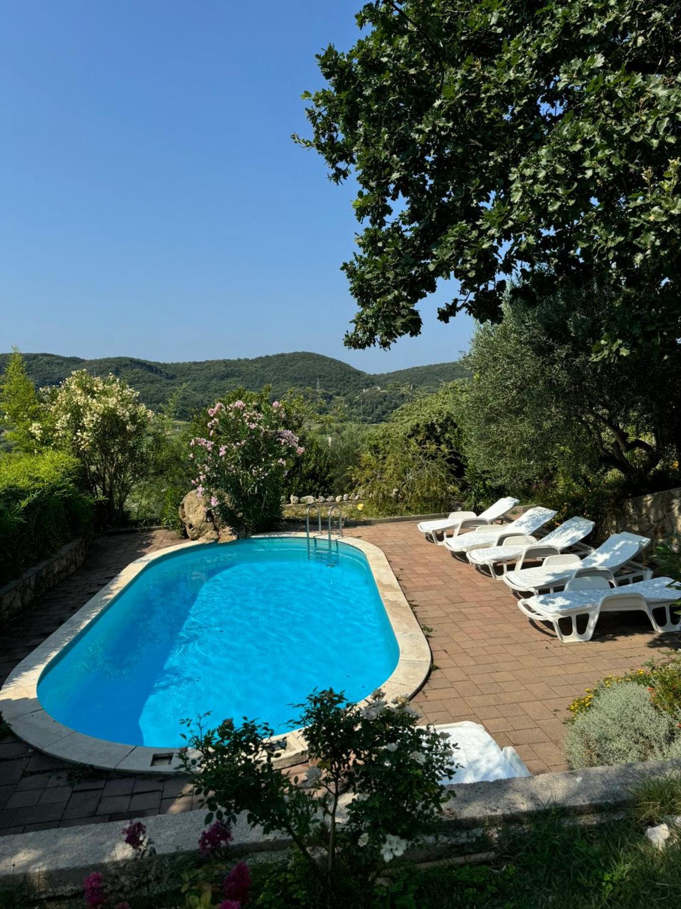 Apartments Dumicic Supetarska Draga Bagian luar foto