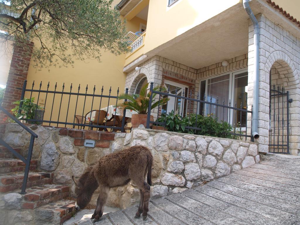 Apartments Dumicic Supetarska Draga Ruang foto